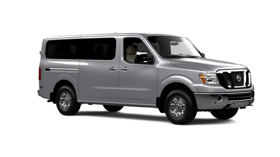  Nissan NV3500 HD Passenger Van 2012 года  (фото 1 из 8)